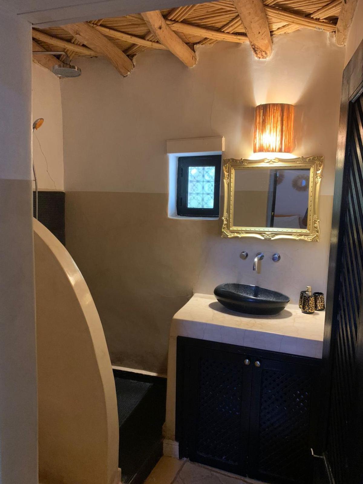 Maison Alphea Spa Hammam Aït Hamid Exteriör bild